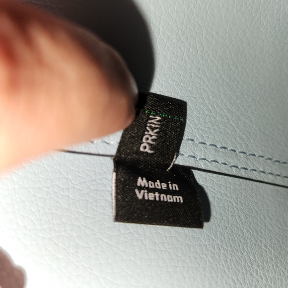 ♠️Kate Spade♠️$399 RETAIL Set Sail Large Tote w/matching wristlet. NWT - Picture 8 of 15